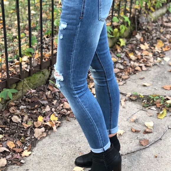 L&B Distressed Jeans - Picture 3 of 4